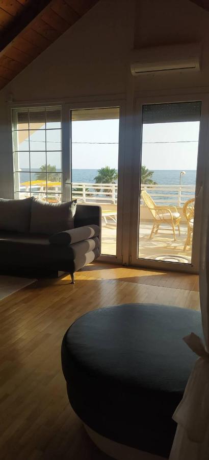 Suite In Front Of The Sea Nea Thesi Dış mekan fotoğraf
